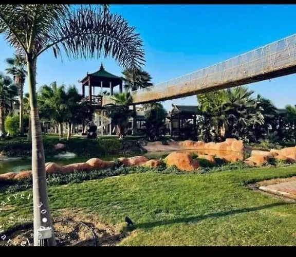 في العين السخنة في قرية بلو باي أسيا عروس السخنة * Ain Suchna