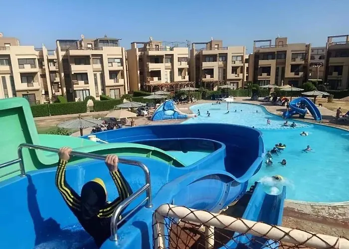 Villa في العين السخنة في قرية بلو باي أسيا عروس السخنة Ain Suchna